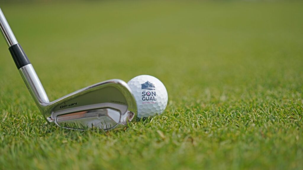 アタックアングル